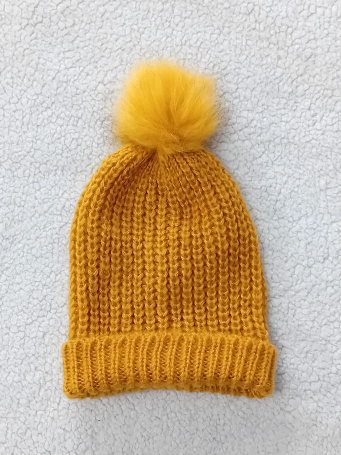 bonnet fille moutarde zeeman 54cm 7/10 ans neuf