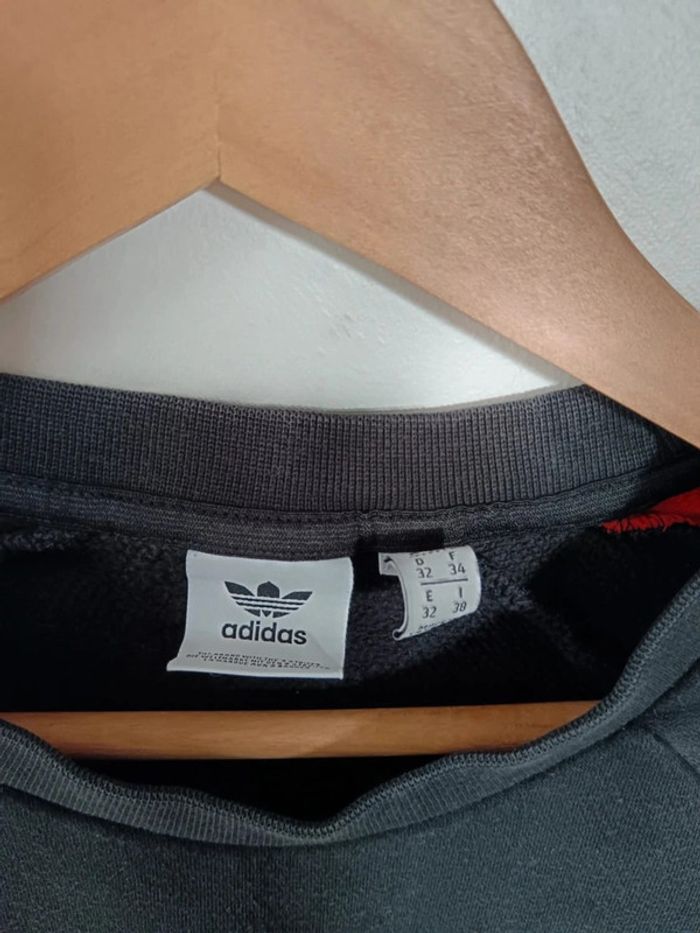 C1 sweat noir Adidas 34 - photo numéro 3