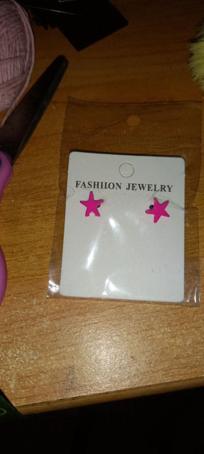 Boucle d'oreille  fantaisie