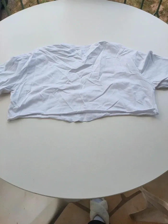 Superbe t-shirt crop top tally weijl - photo numéro 2