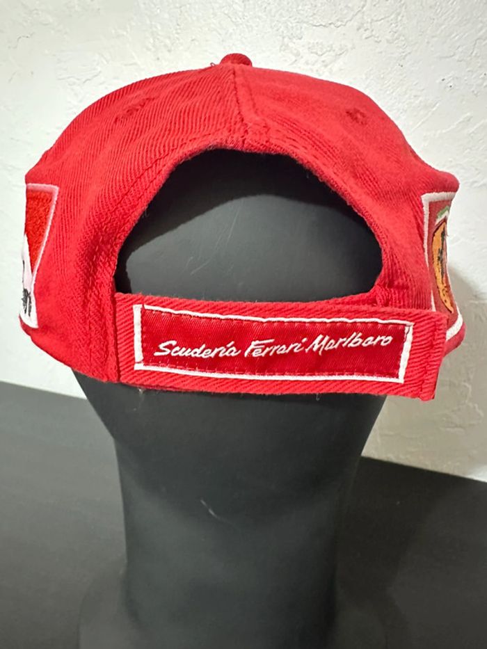 Casquette Marlboro x Ferrari - photo numéro 4