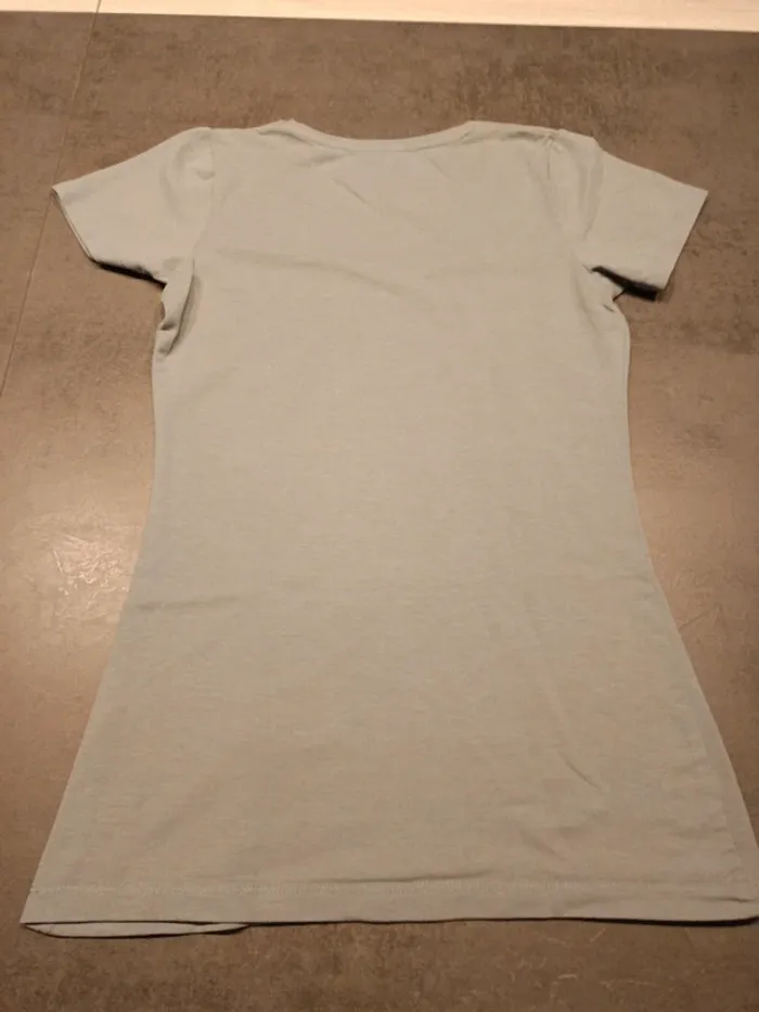 Vends tee-shirt Zeeman taille 36 . - photo numéro 4