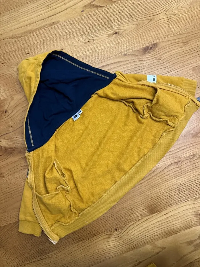 Ensemble bébé taille 12 mois - photo numéro 4