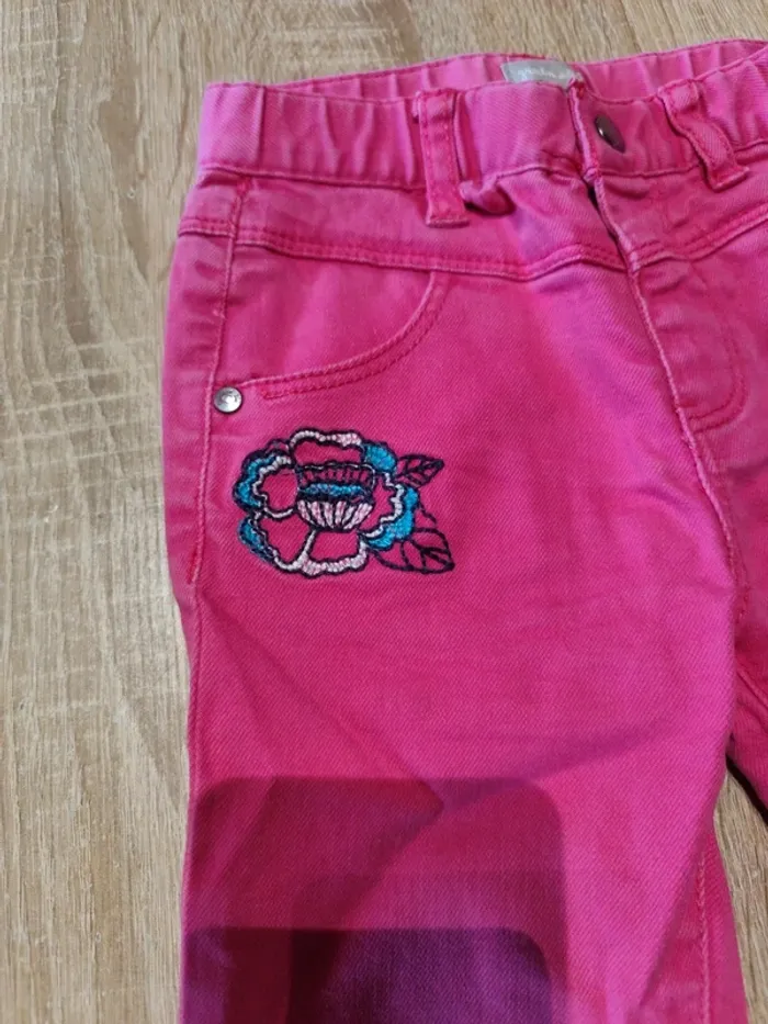 Pantalon fushia - photo numéro 2