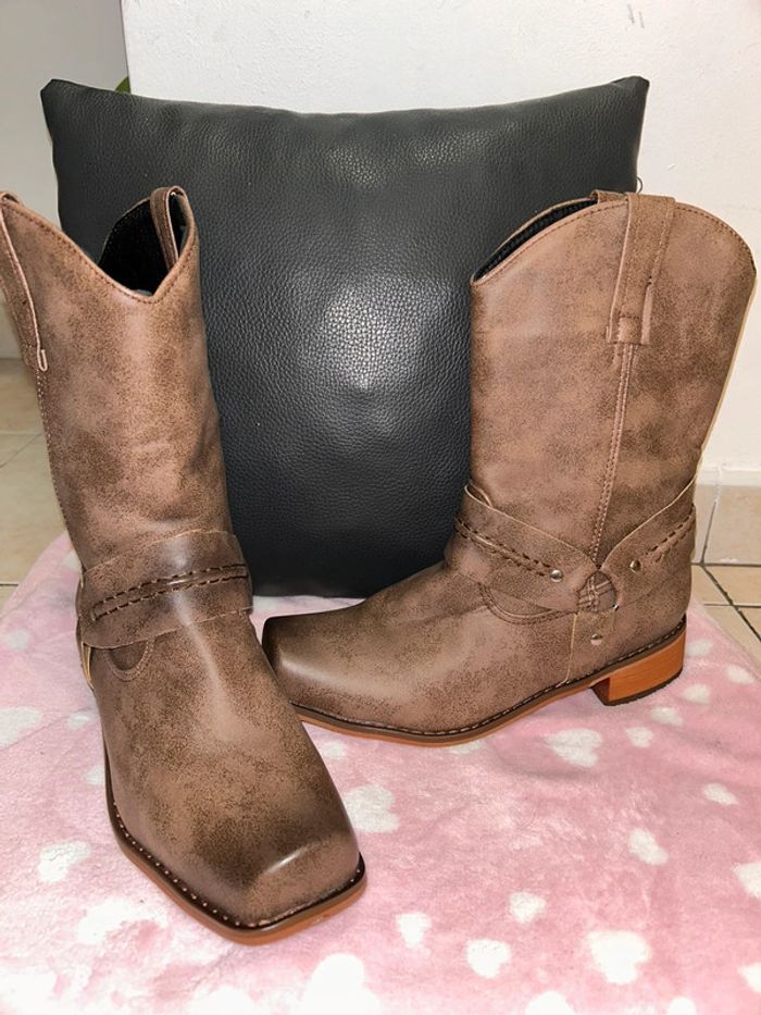 Bottes en cuir taille 37