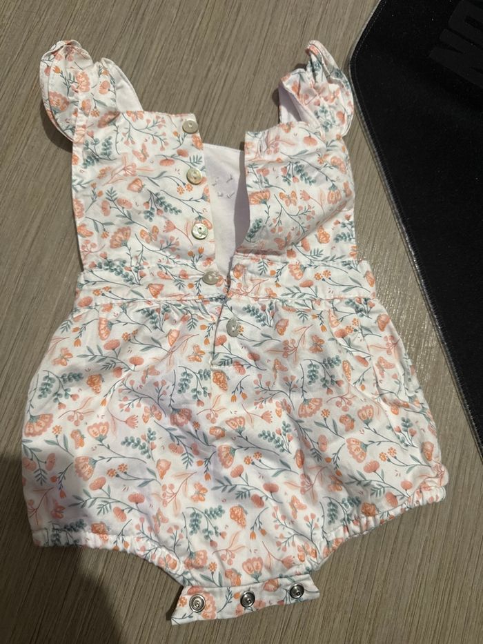 Barboteuse fille sergent major comme neuf 1 mois - photo numéro 3