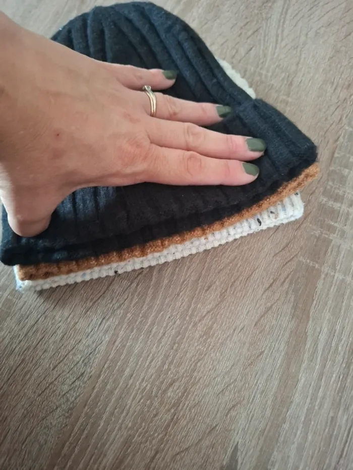 Lot de bonnets garçon 3-4 ans - photo numéro 8