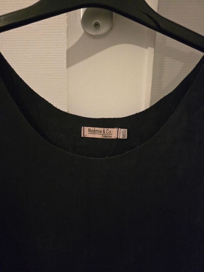 Robe pour femme taille m/L en très bon état - photo numéro 5