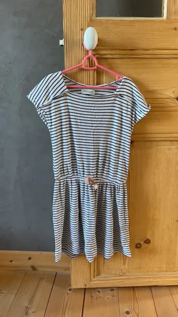 Robe état neuf Jean bourget