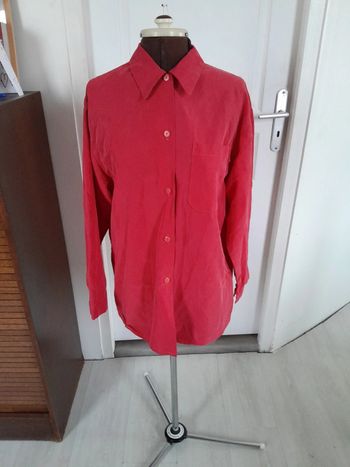 Chemise jofrati ouverte devant et dans le dos