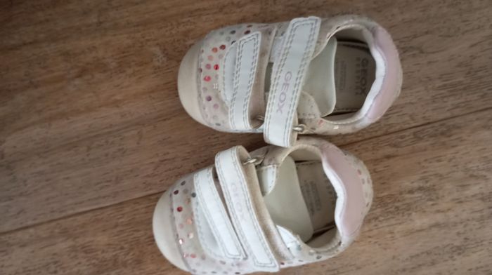 Chaussures bebe - photo numéro 2