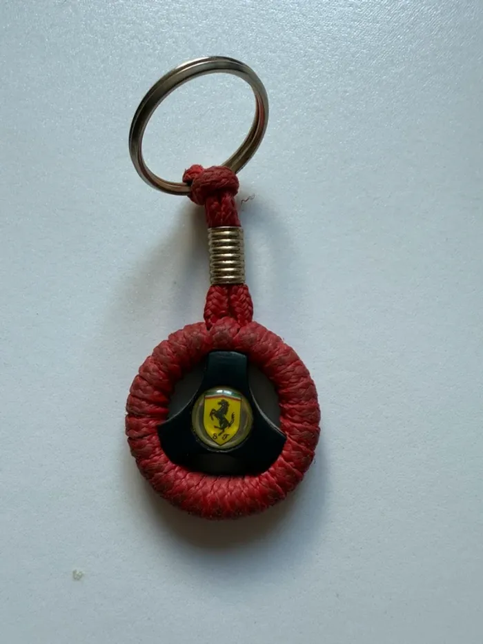 Ferrari Porte clés - photo numéro 2