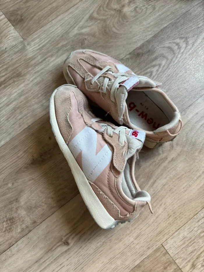 Baskets fille New Balance taille 27,5 - photo numéro 2