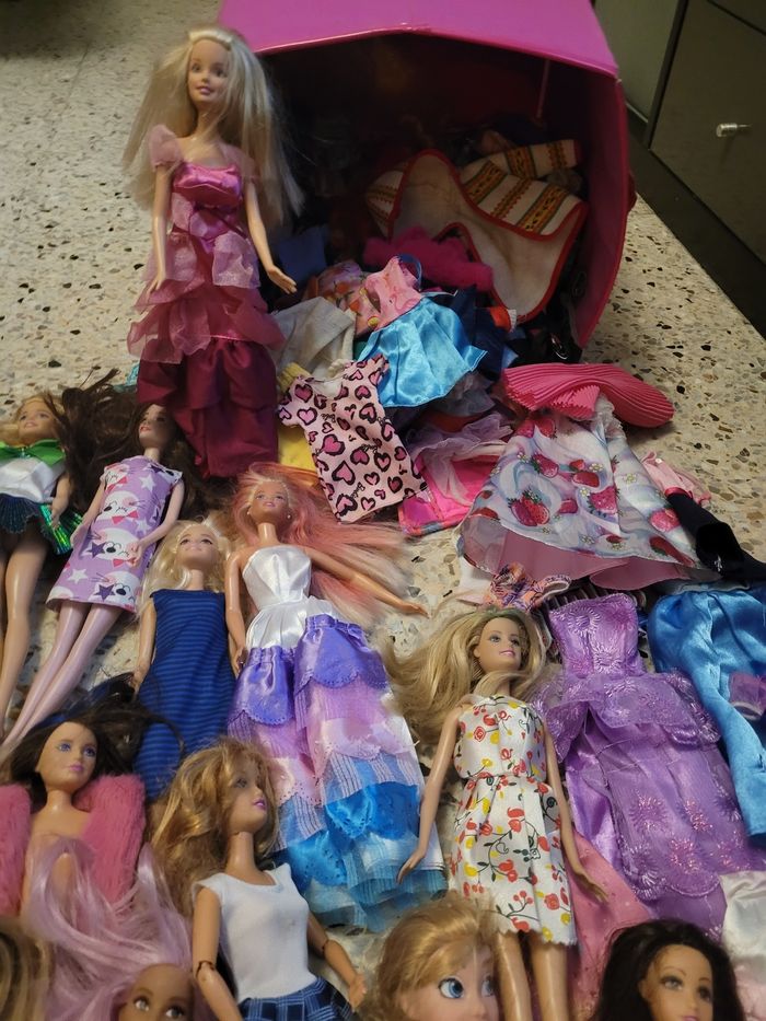 Lot barbie - photo numéro 10