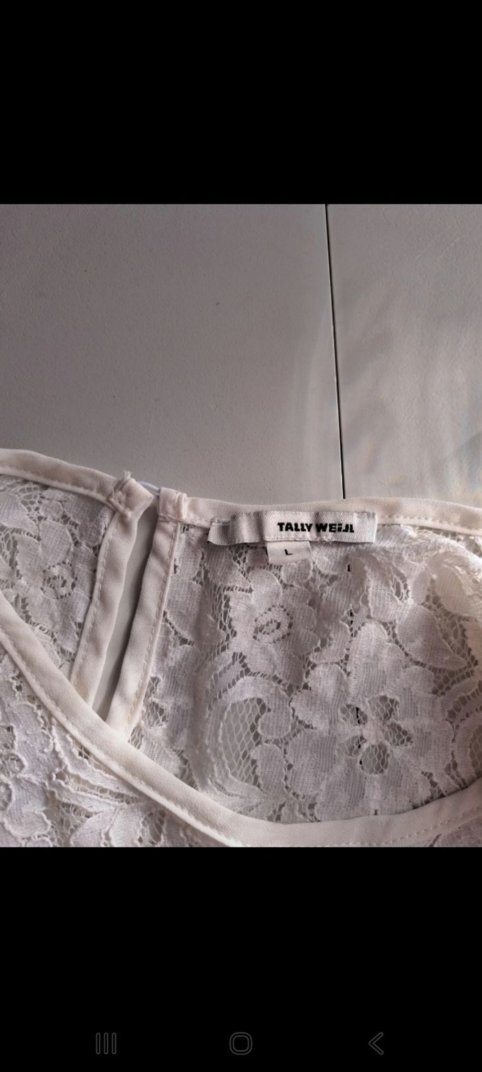 Haut dentelle - photo numéro 2