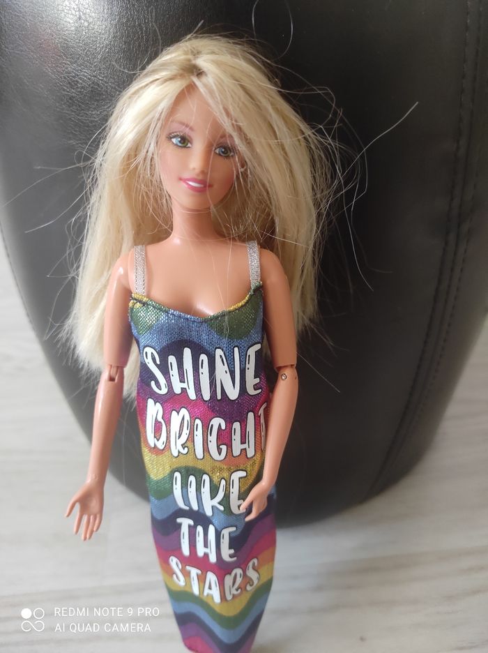 Poupée barbie - photo numéro 3