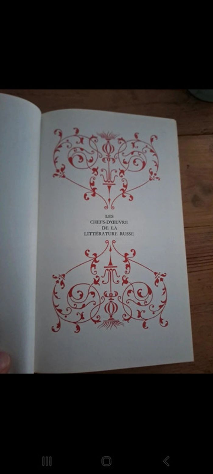 Livre Les Chefs d'oeuvre de la littérature Russe - photo numéro 2