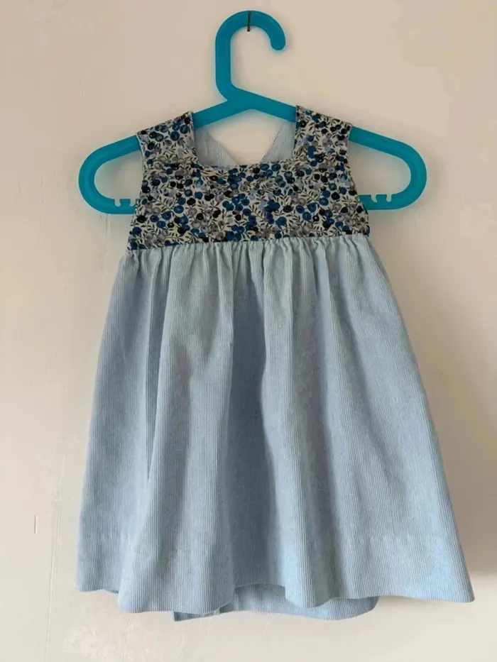 Robe artisanale pour enfant taille 18 mois - photo numéro 3