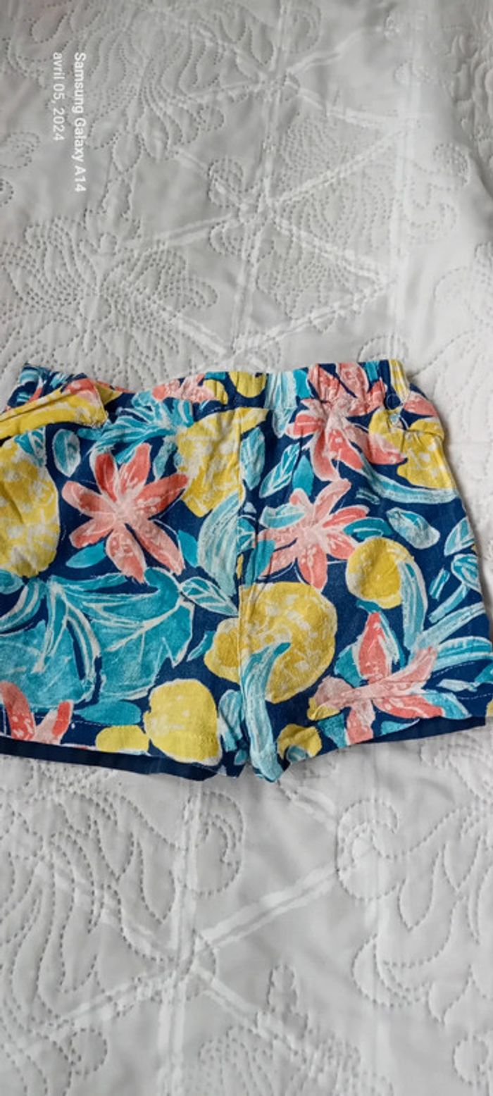 Short en lin motif floral fille 8 ans - photo numéro 9