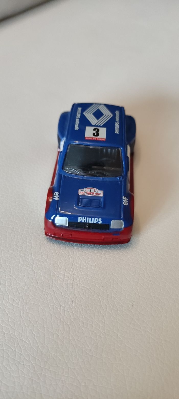 Voiture de collection - photo numéro 2