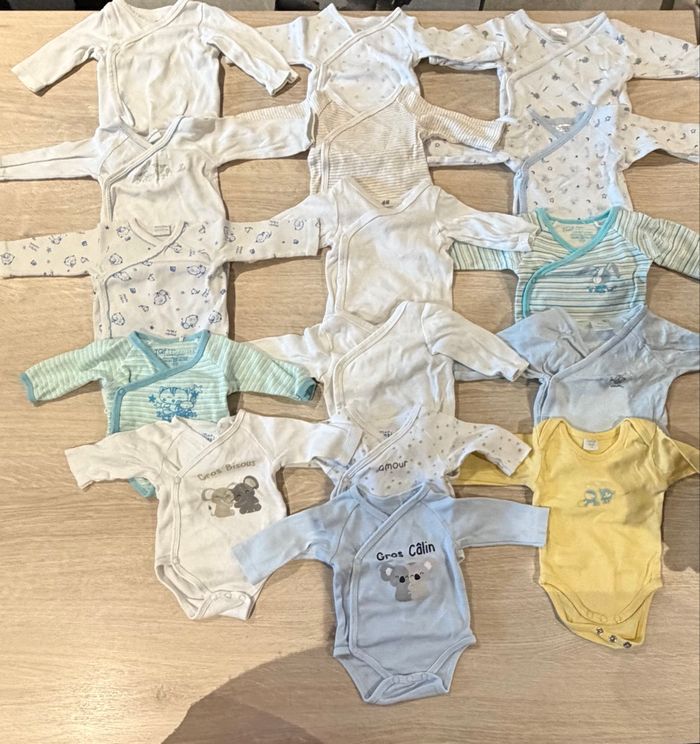 Jolis vêtements bébé garçon – taille 1 mois 🌙 - photo numéro 3
