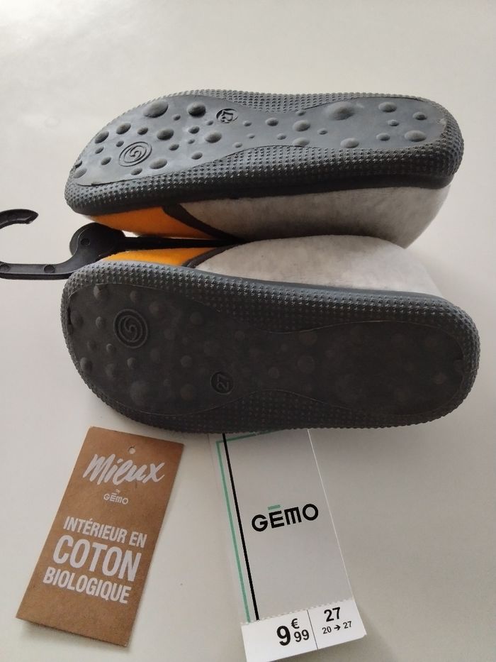Chaussons taille 27 - photo numéro 4