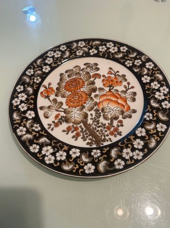 Lot de deux assiettes vintage