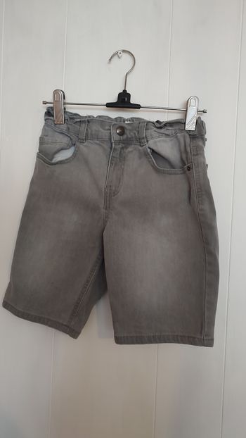 Lot de 3 bermudas garçon – Kiabi + jeans – bon état