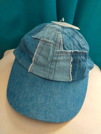Casquette en jean brut style patchwork - plusieurs tailles : 54 et 56