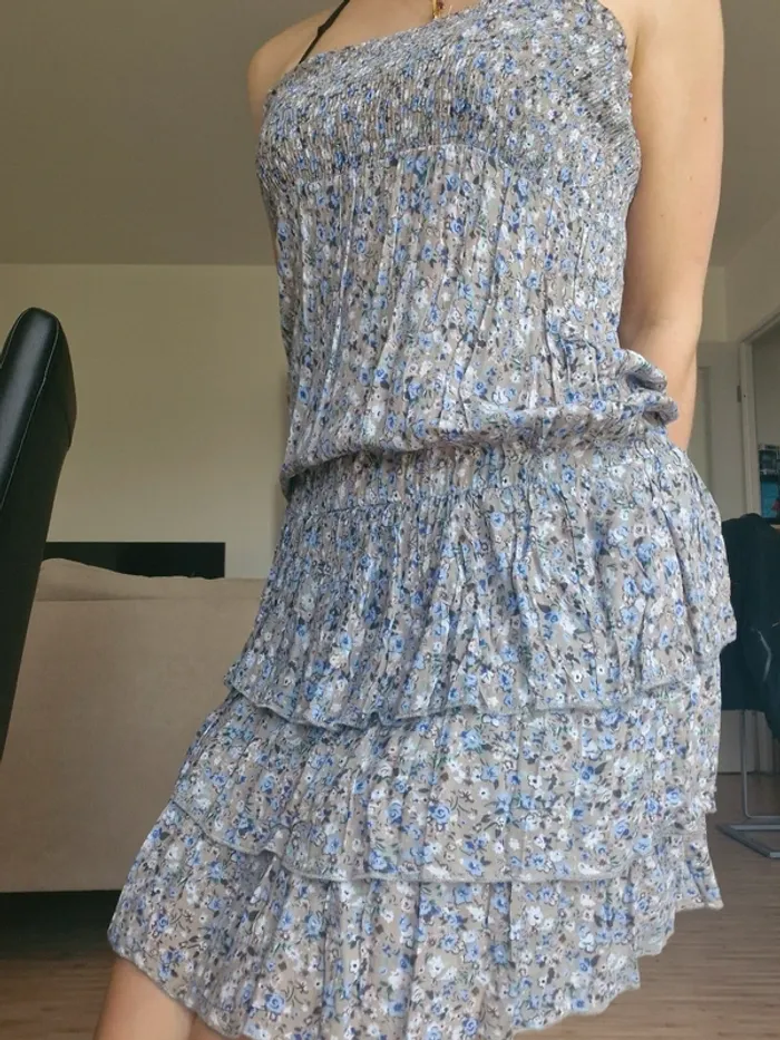 Robe fleuris 🌸 - photo numéro 2
