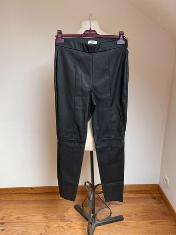 Superbe pantalon Slim simili cuir 🌸 M 38