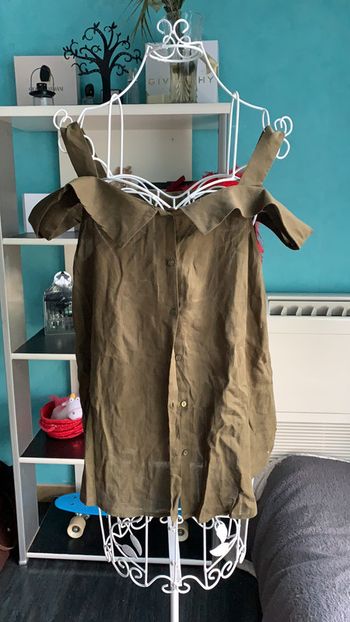 Top olive avec col style romantique