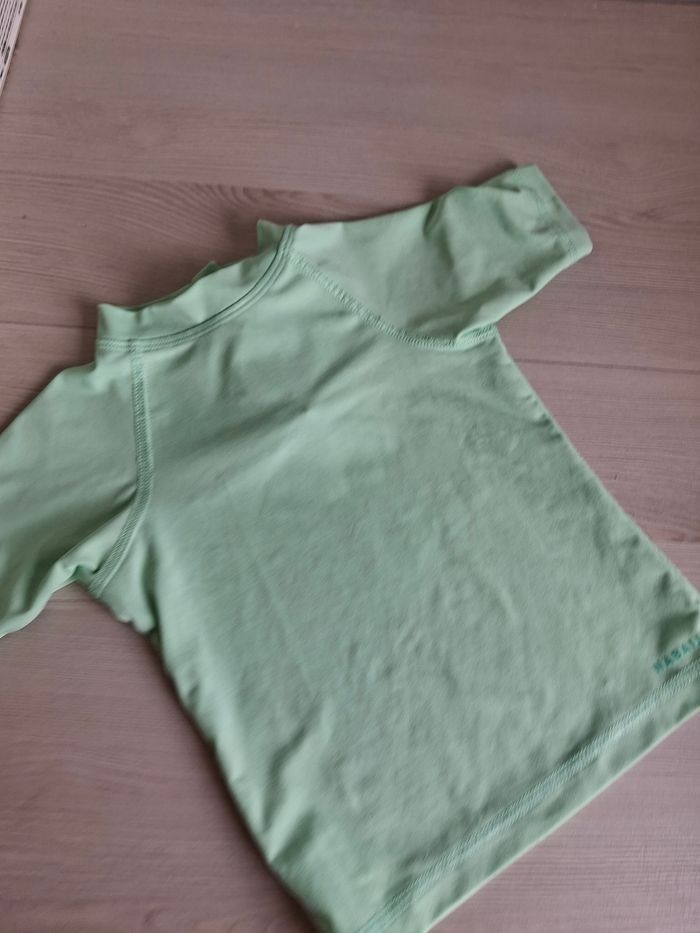 Lot plage garçon  anti-UV short et accessoires  2 ans - photo numéro 5