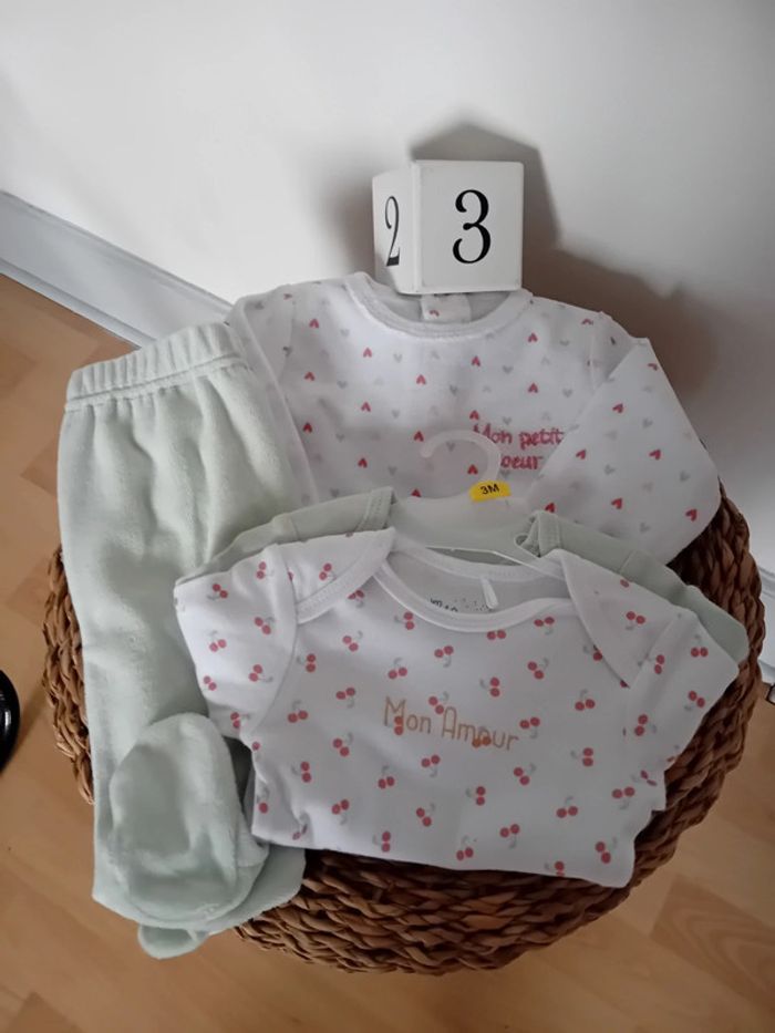 Ensemble bébé neuf - 3 mois - Mes petits cailloux