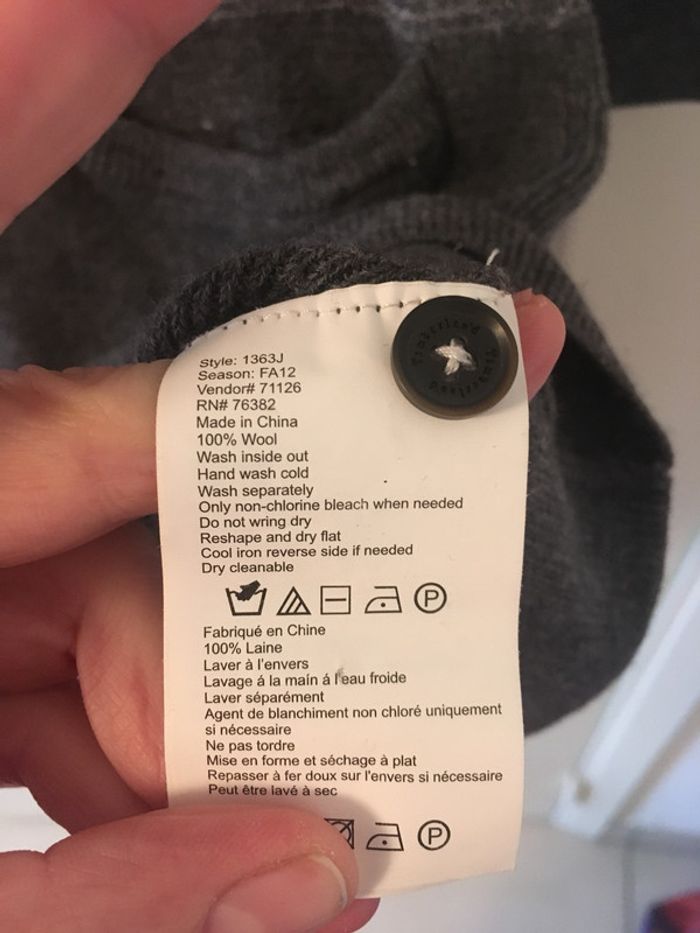 Robe excellent état. 100% laine. - photo numéro 4