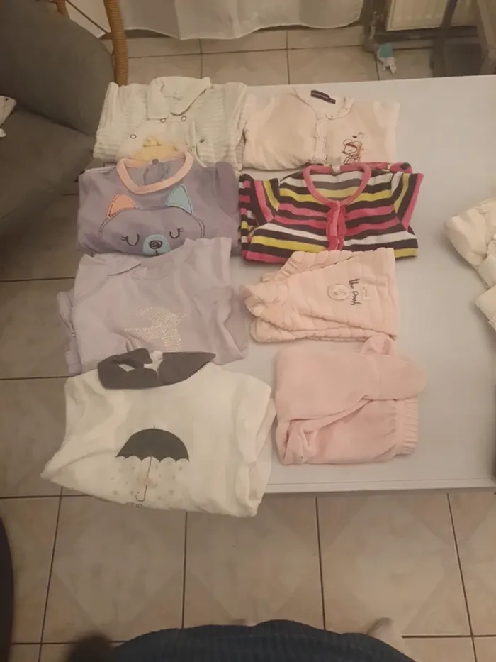 Lot 42 pieces 6mois - photo numéro 4