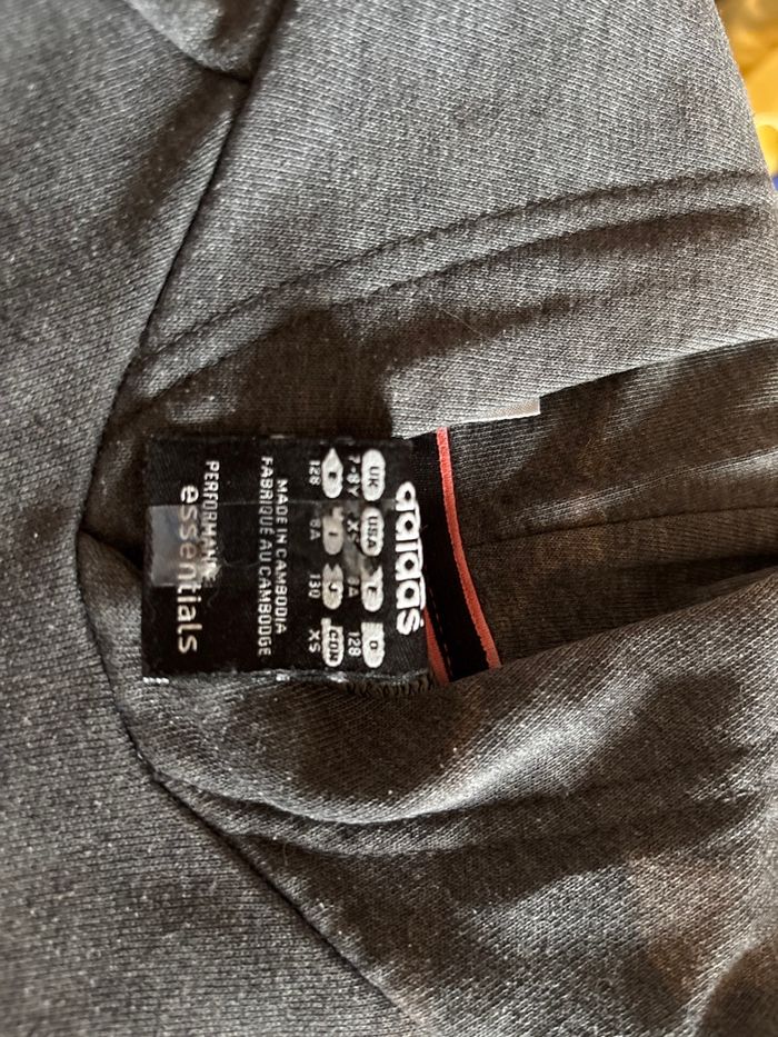 Vends sweat adidas 7-8 ans très bon état - photo numéro 3