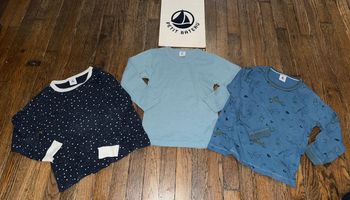 Lot trois tshirts petit bateau 5 ans