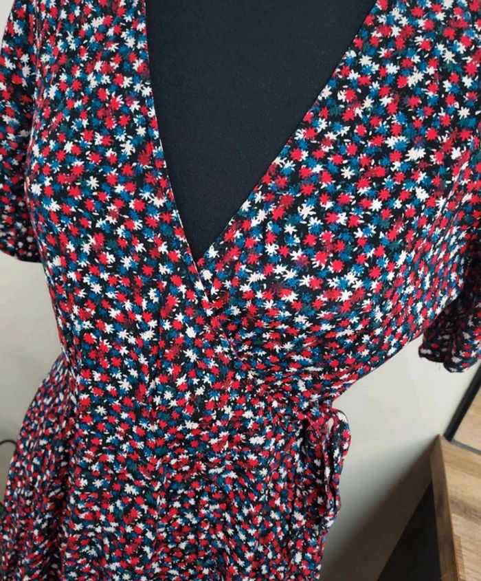 Jolie robe en viscose Monoprix Taille 36 - photo numéro 2