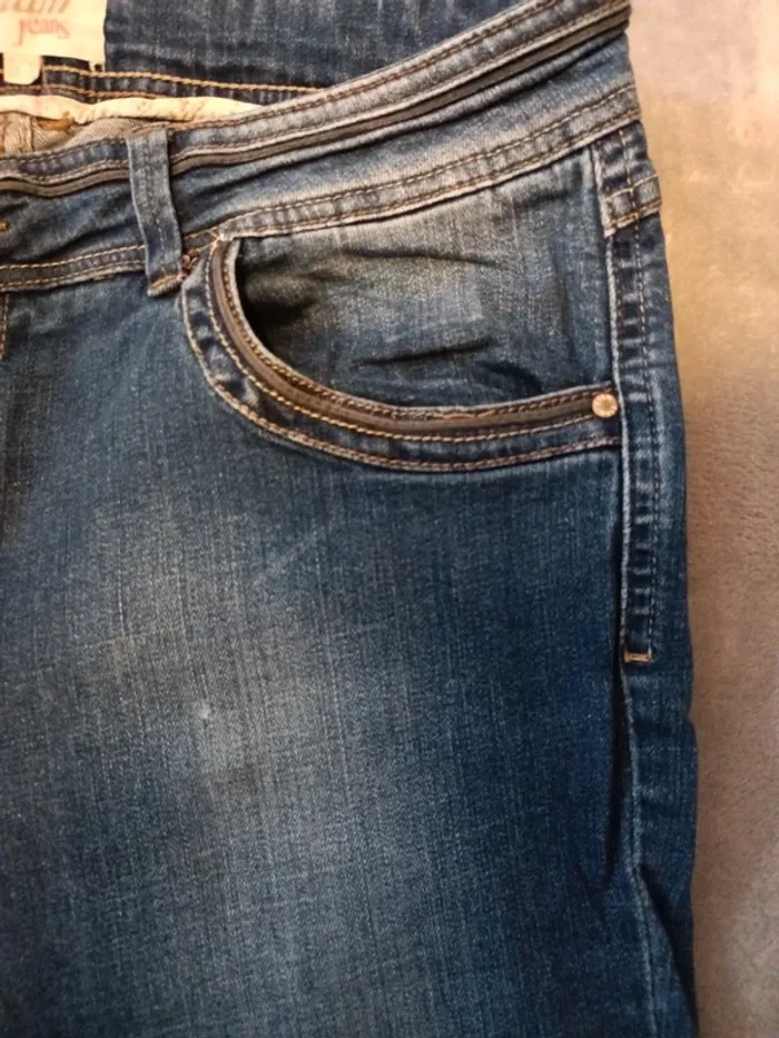 Jean taille 40 - photo numéro 3