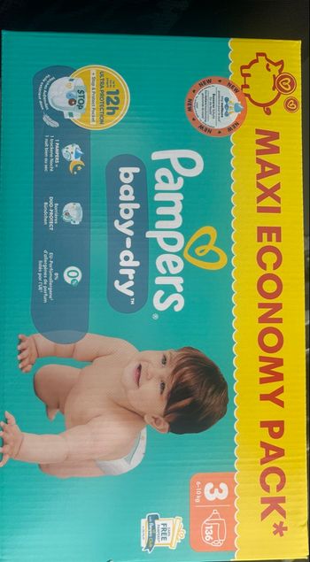 Maxi pack couche Pampers baby dry