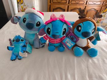 Lot peluches stitch ( neuf)