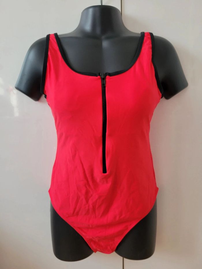 Maillot de bain 1 pièce bikini rouge fermeture éclair m/38/10 - photo numéro 2