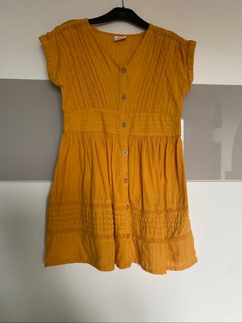 Robe tape à l’œil