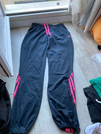 Jogging Adidas, taille S