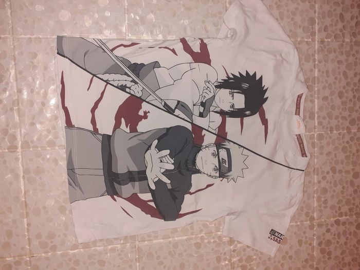 Tee shirt