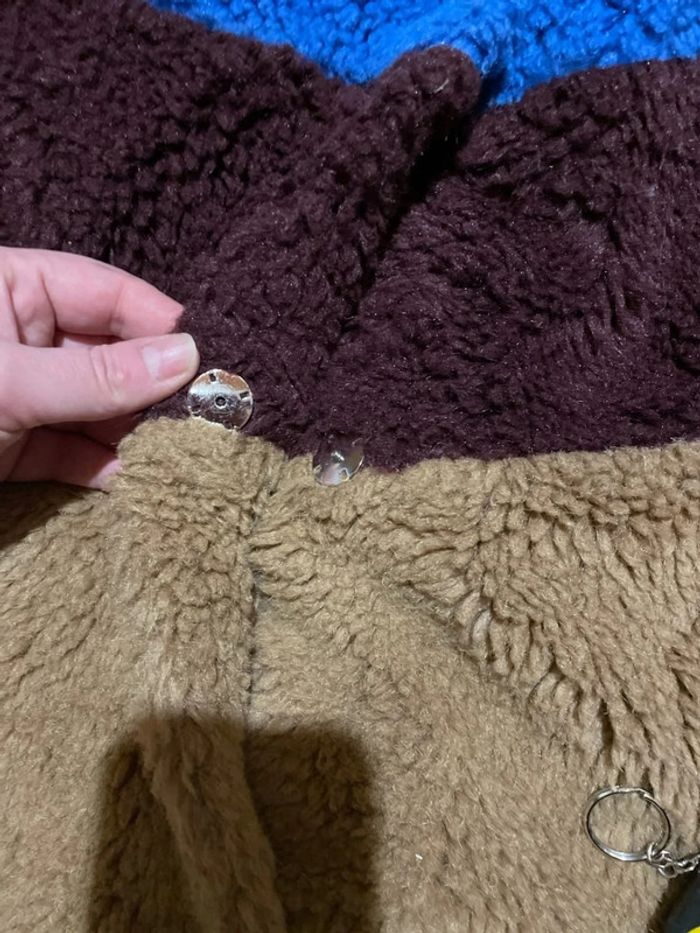 Manteau Épais Bershka - Taille M - Très Bon État - photo numéro 2