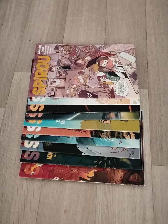 Lot de 10 BD magazines  SPIROU année 2024-25 L087 - photo numéro 2