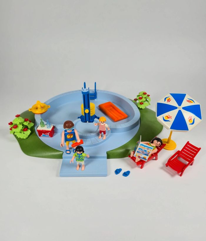Playmobil Famille à la piscine vintage - photo numéro 2