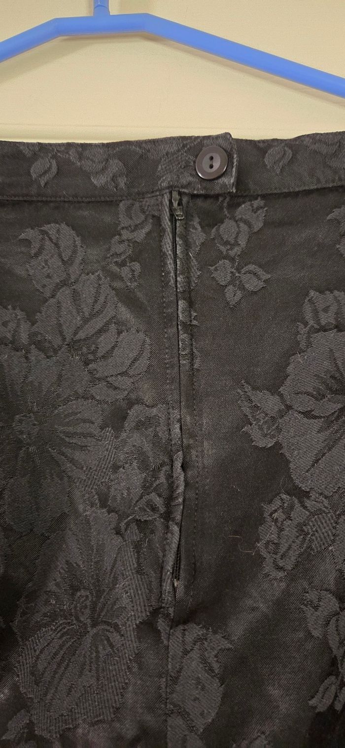 Jupe noire jacquard fleurie Jacqueline Riu – chic et élégante – excellent état - photo numéro 10